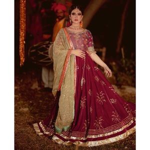 Shazak Malik Outfit Size S/M NEW